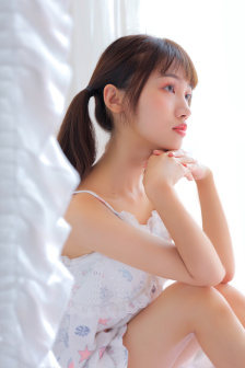 小男孩拉大车视频